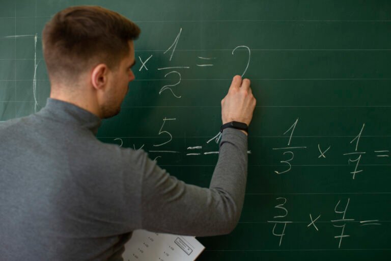 medium-shot-young-man-teaching-math